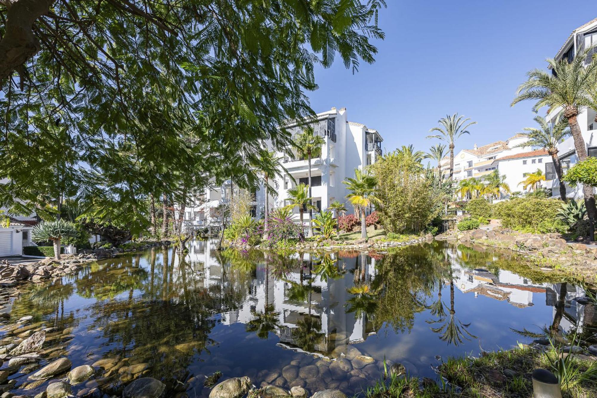 Blukai And Pool With Private Parking Apartamento