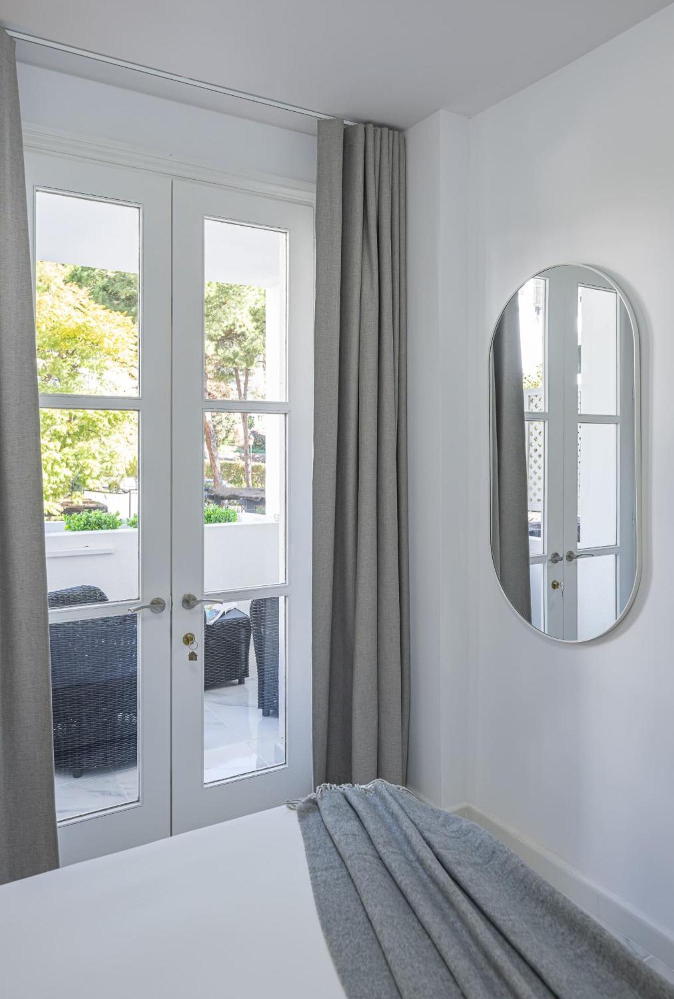 Blukai And Pool With Private Parking Apartamento Marbella